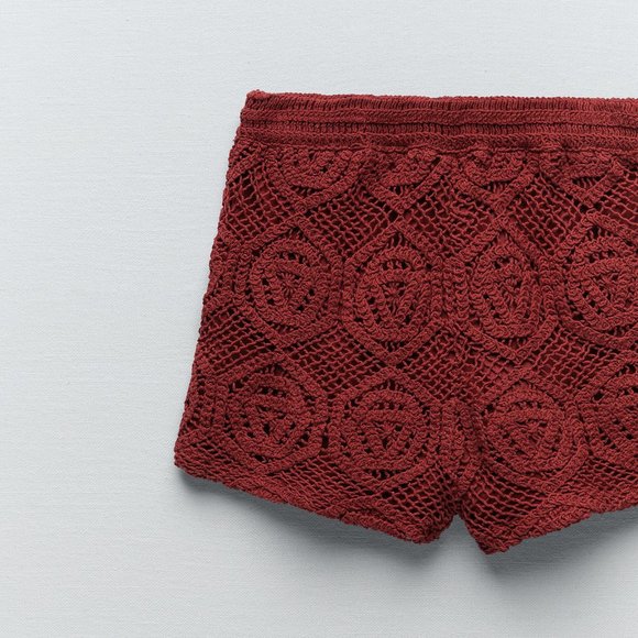 NWT - Zara High-waisted Crochet Shorts Maroon - Picture 2 of 5